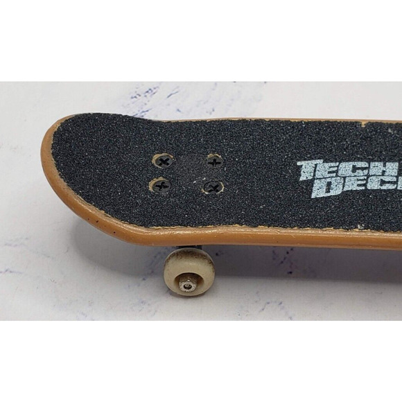World Industries Tech Deck mini 57mm fingerboard skateboard vintage - Picture 3 of 6
